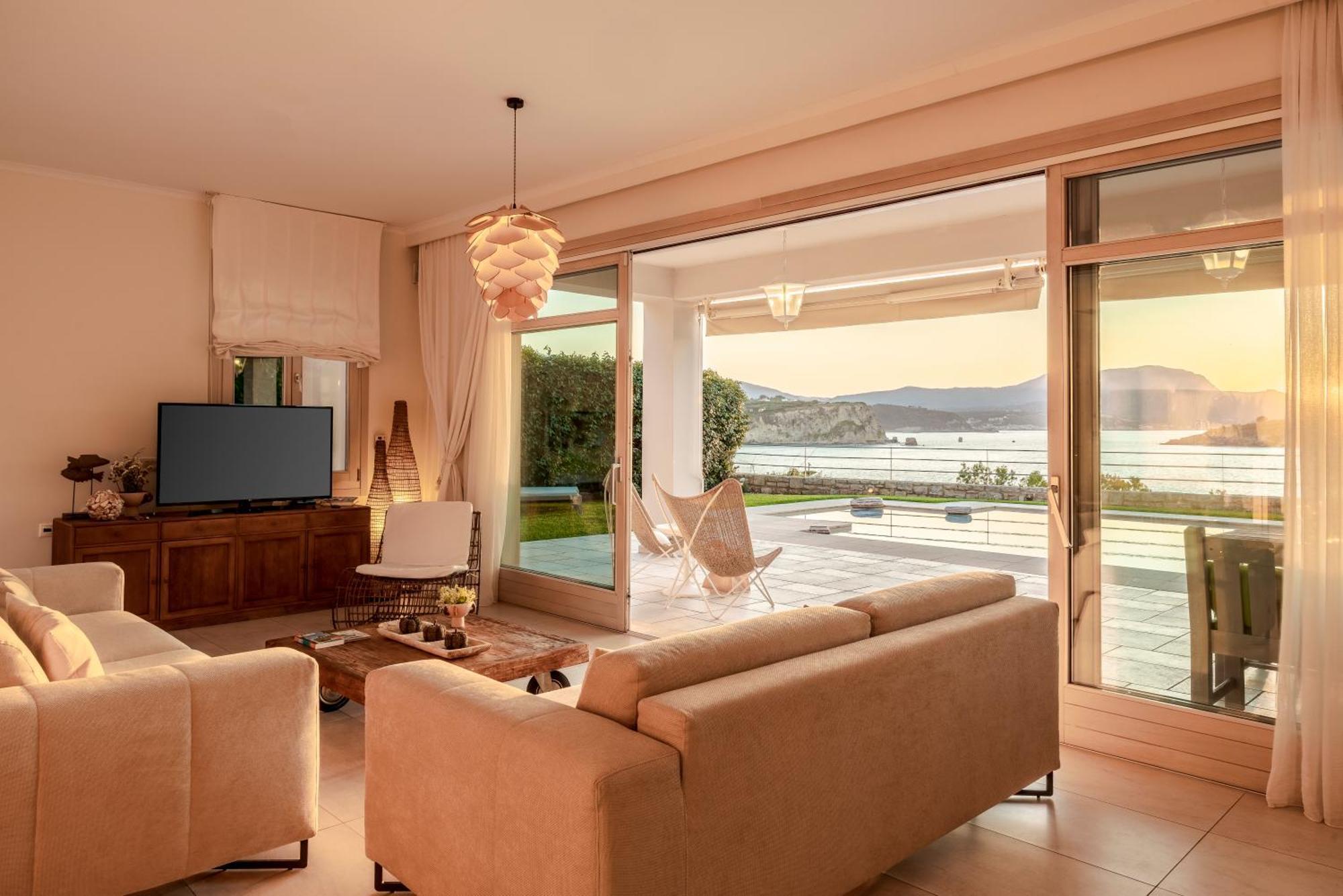 Sk Place Luxury Seafront Villas Chania Алмирида Экстерьер фото